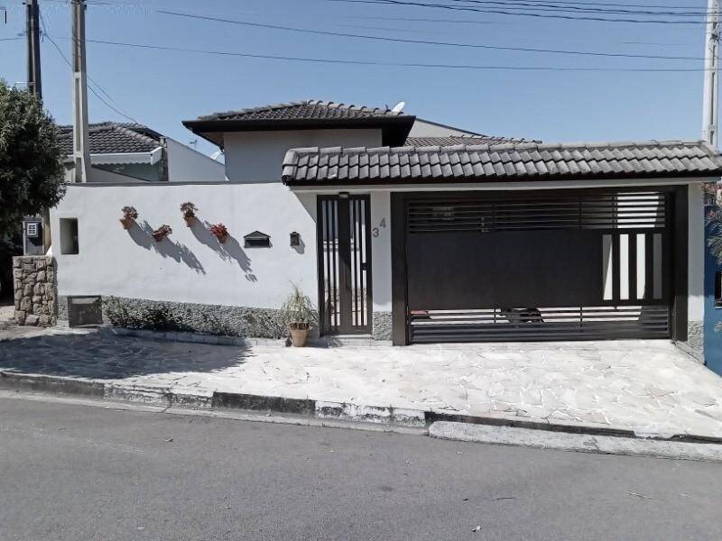 #CA0838 - Casa para Venda em Itatiba - SP