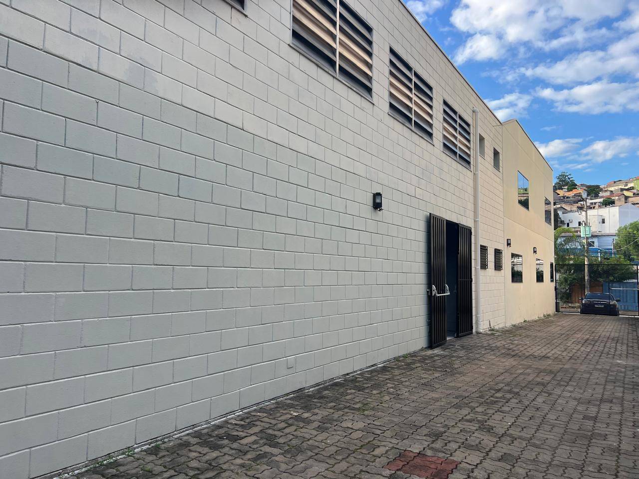 #PC0007 - Prédio comercial para Locação em Itatiba - SP